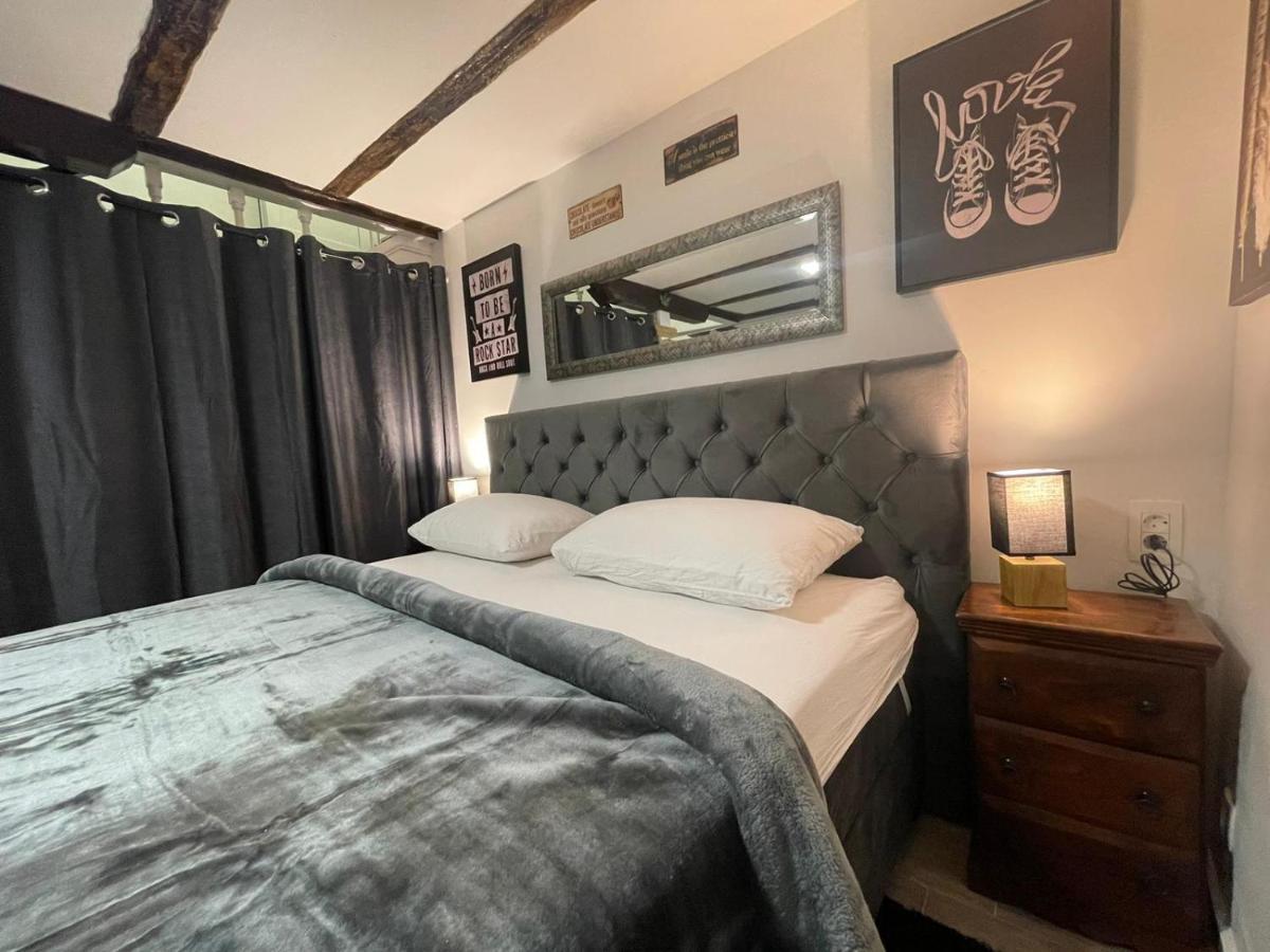 Tequila Apartments (Adults Only) ザダル エクステリア 写真