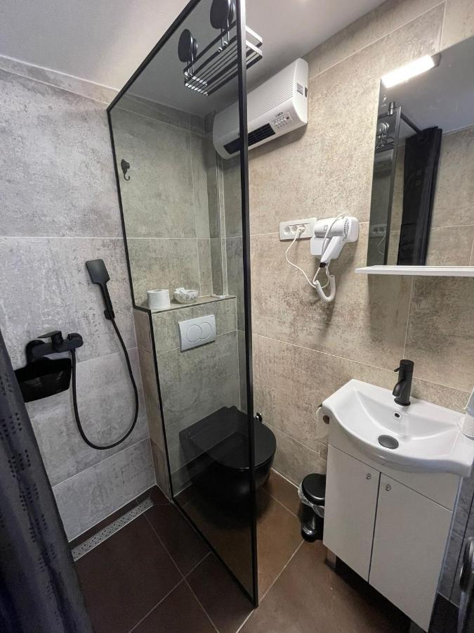 Tequila Apartments (Adults Only) ザダル エクステリア 写真