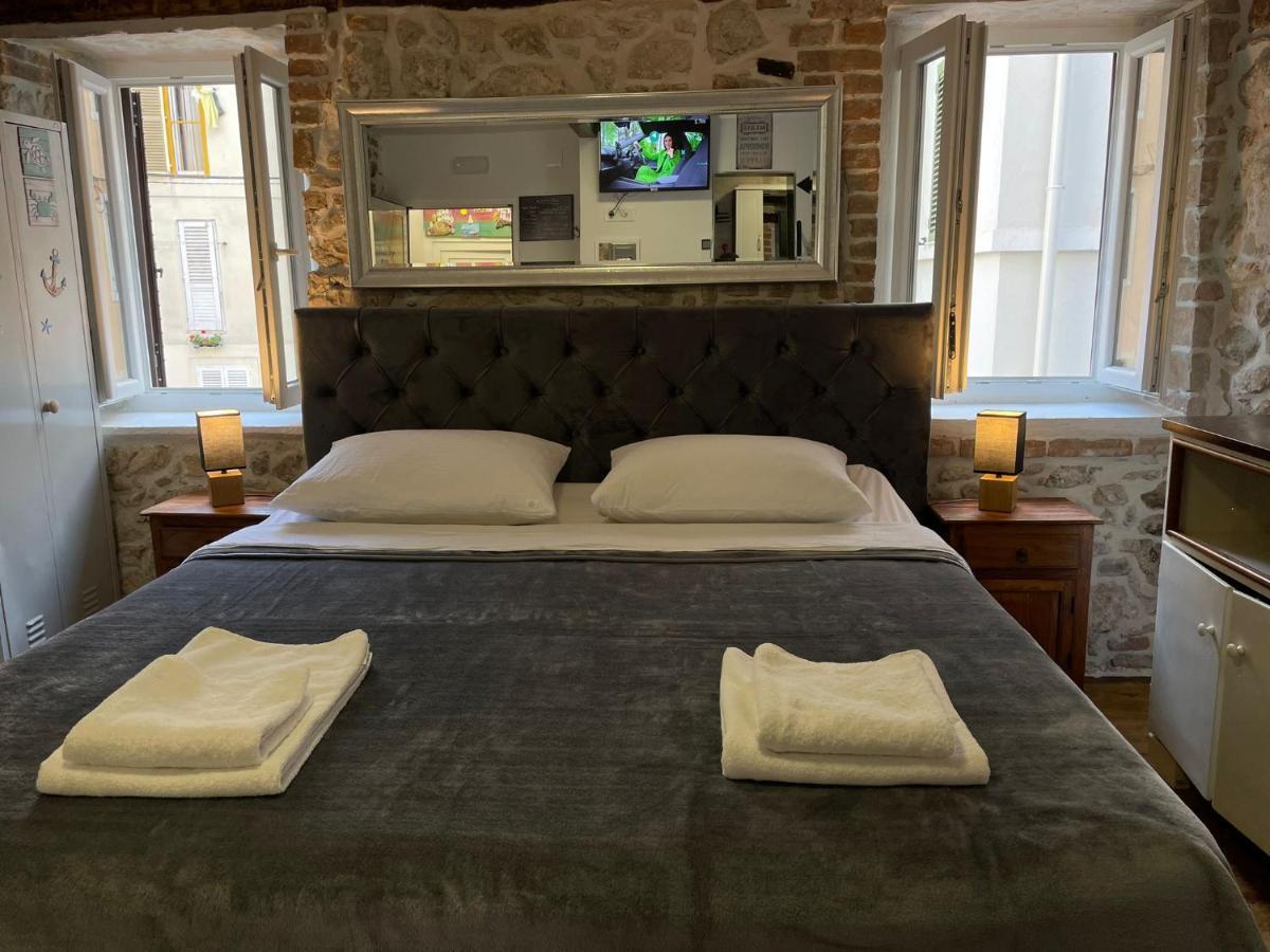 Tequila Apartments (Adults Only) ザダル エクステリア 写真
